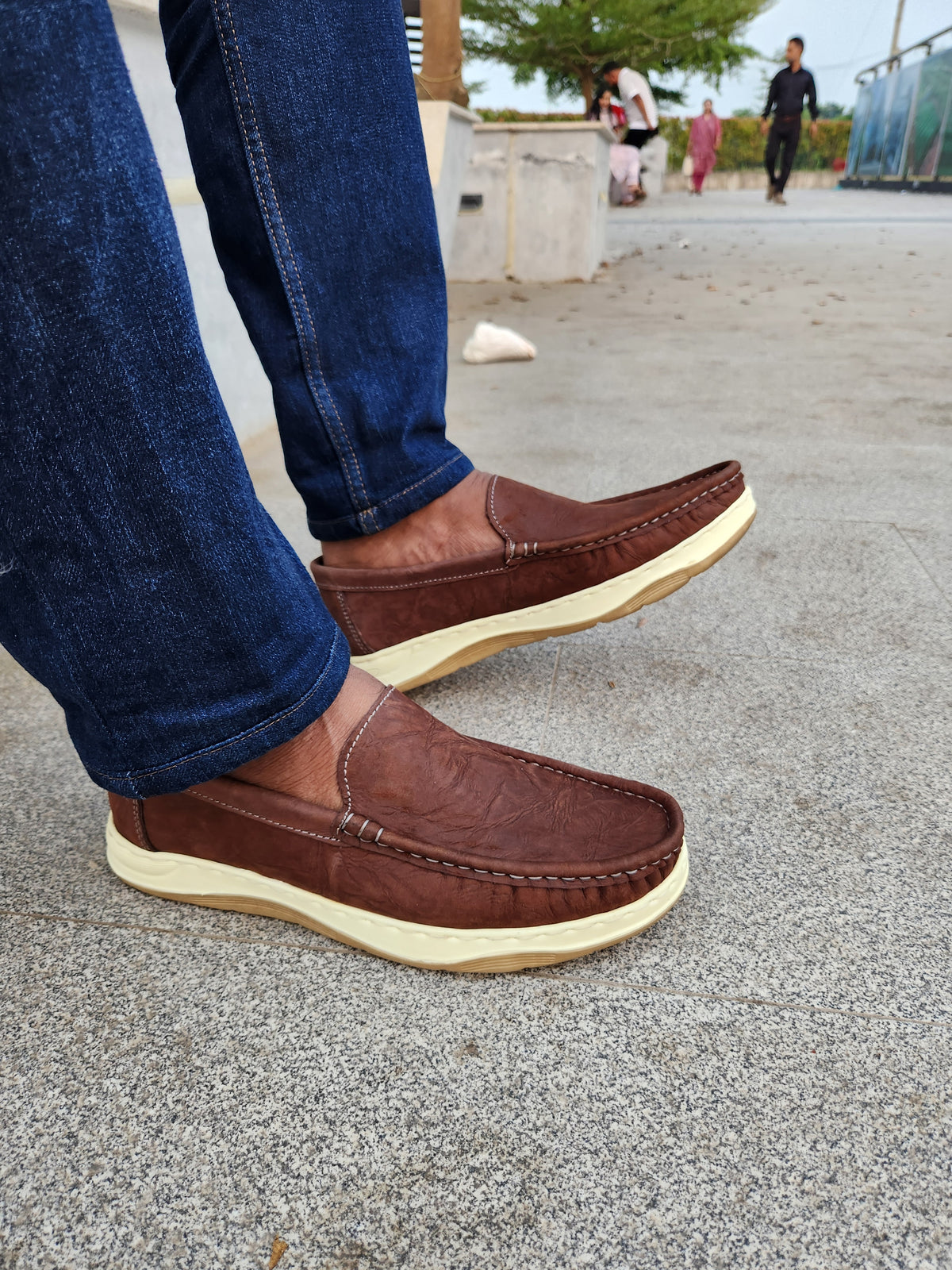 Genuine Leather Light Weight Casual Shoes for men