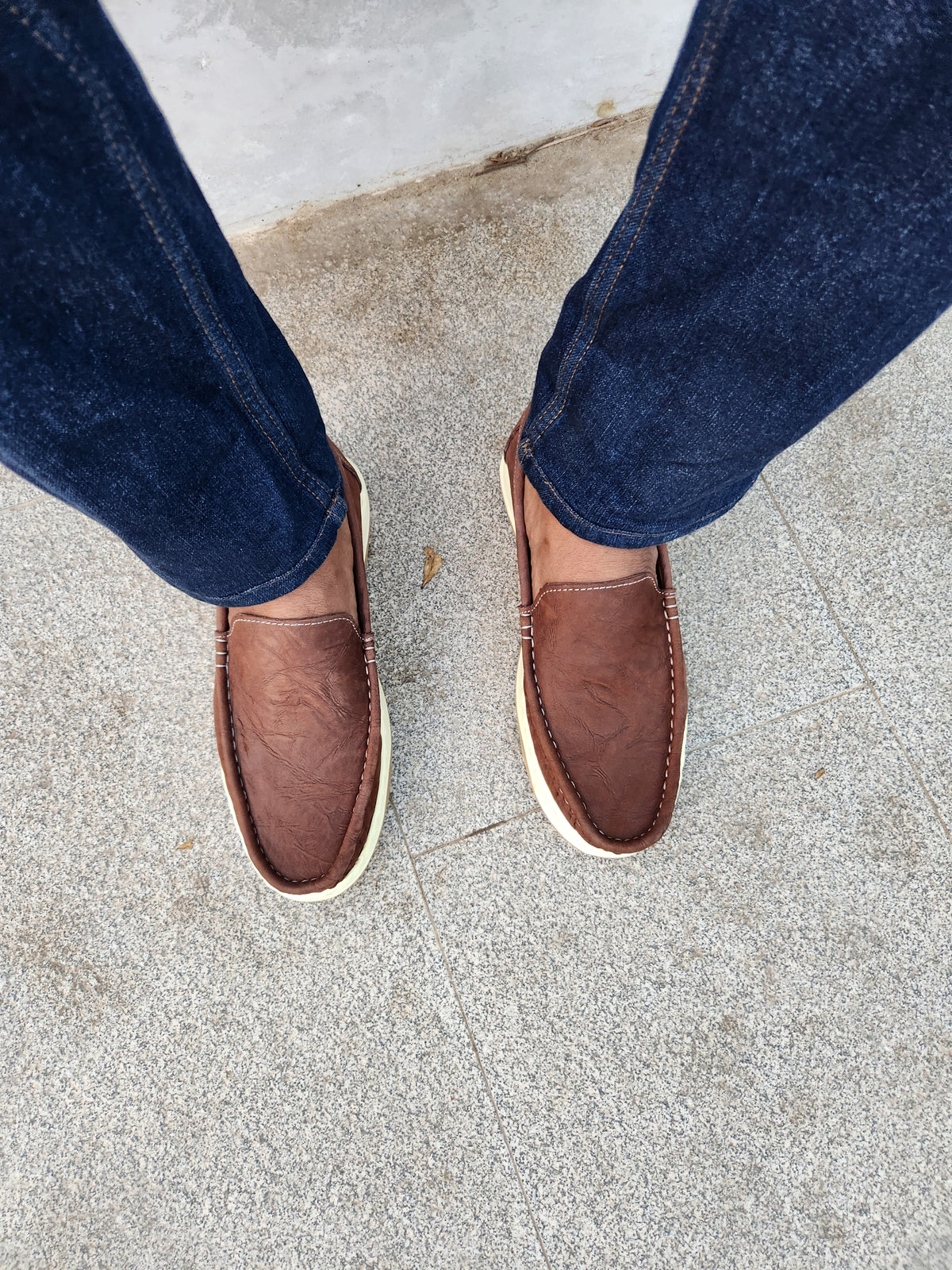 Genuine Leather Light Weight Casual Shoes for men